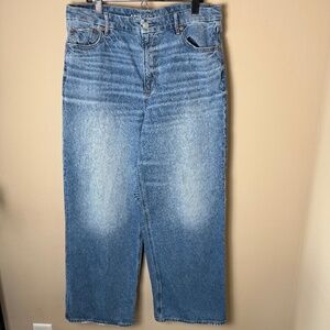 American Eagle Curvy Super High Rise Baggy Straight Jeans Womens 16 Reg Strigid